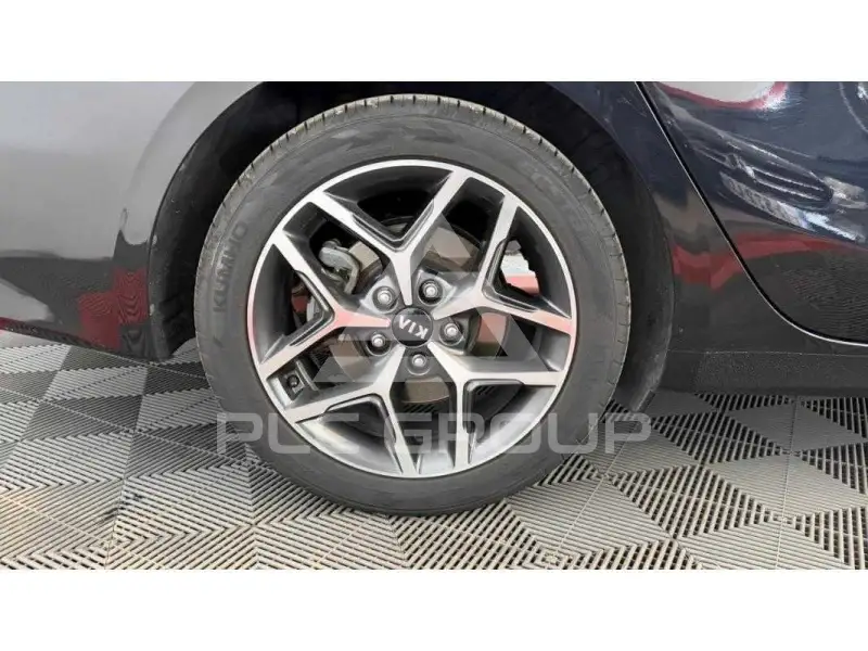 2021 KIA Ceed