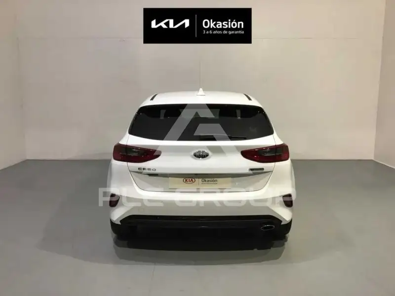 2021 KIA Ceed