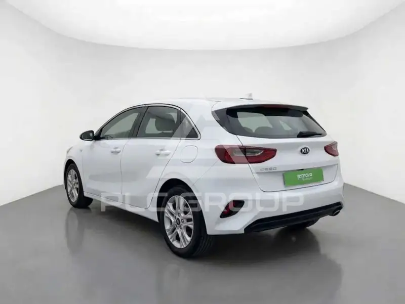 2021 KIA Ceed