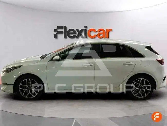 2021 KIA Ceed