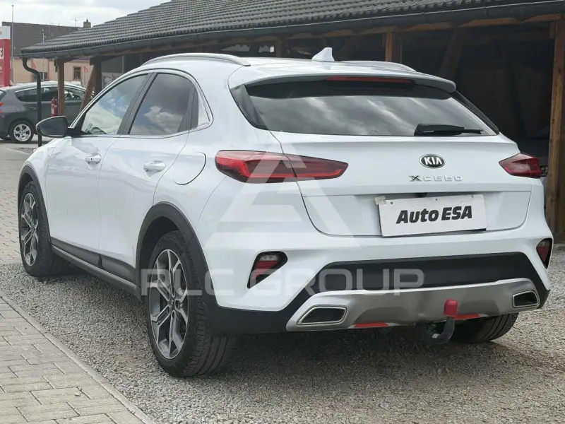 2021 KIA XCEED