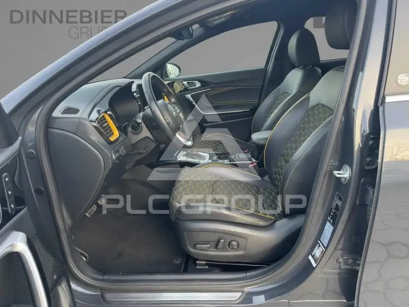 2021 KIA XCEED