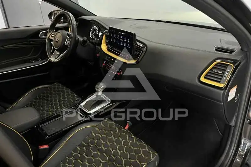 2021 KIA XCEED