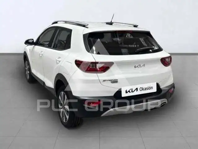2021 KIA Stonic