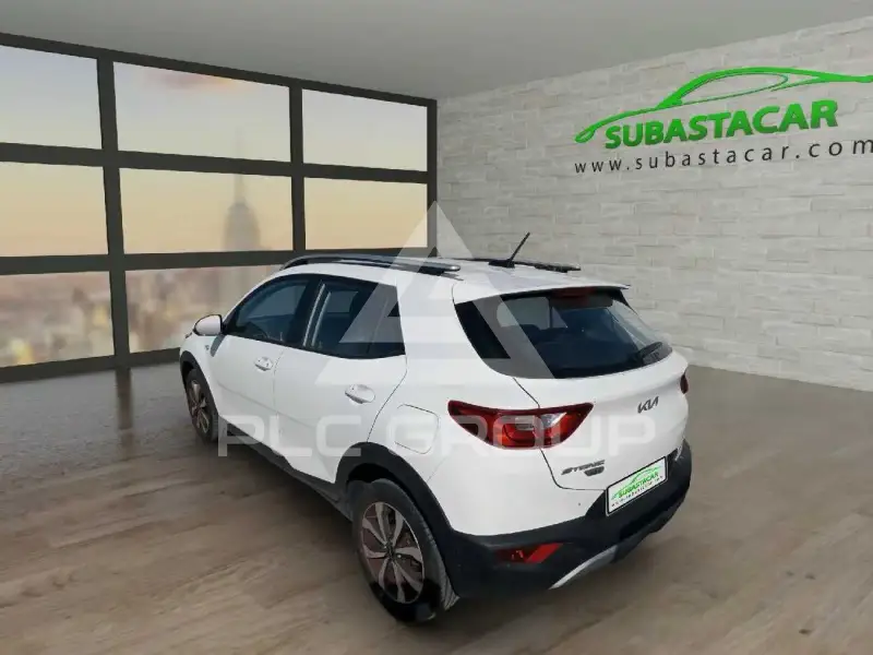 2021 KIA Stonic