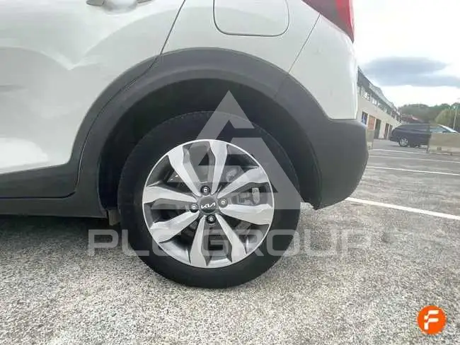 2021 KIA Stonic