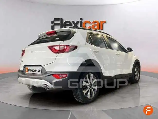 2021 KIA Stonic
