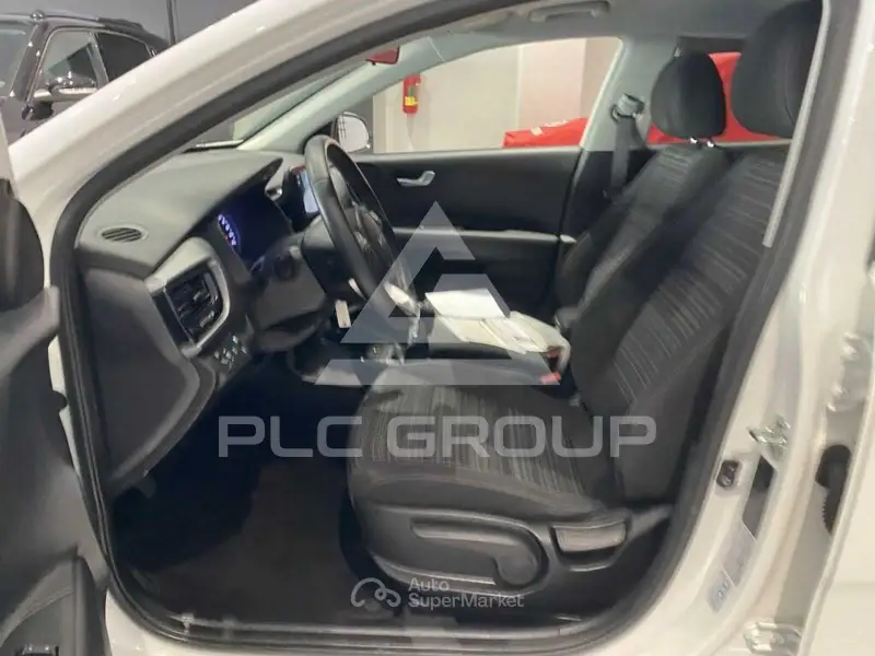2021 KIA Stonic