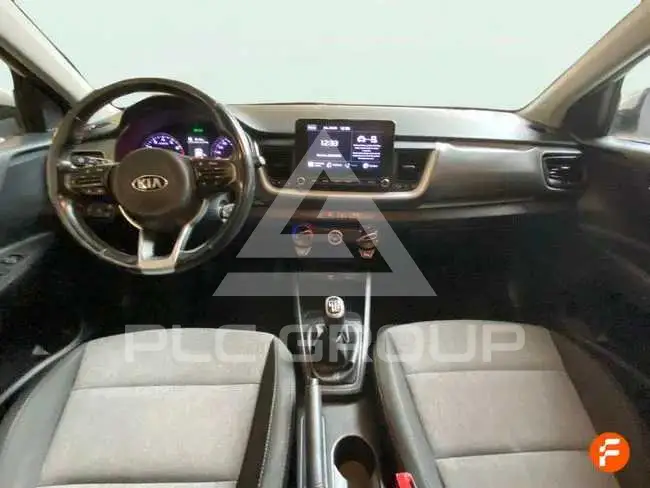 2021 KIA Stonic