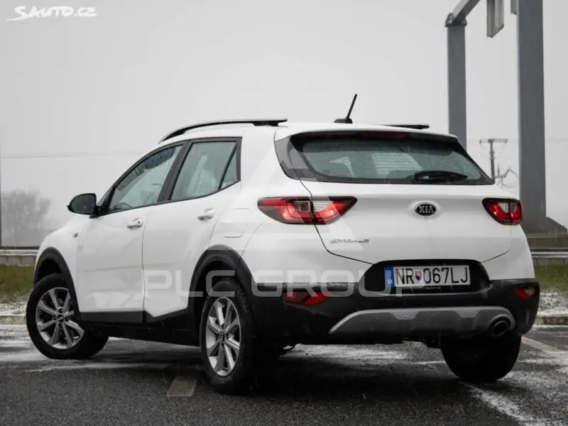 2021 KIA Stonic