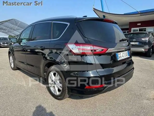 2021 Ford S-Max