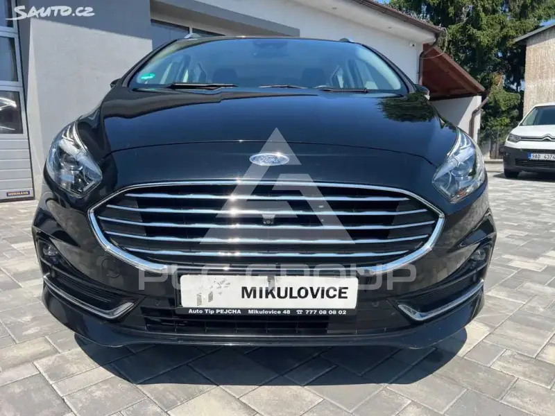 2021 Ford S-Max