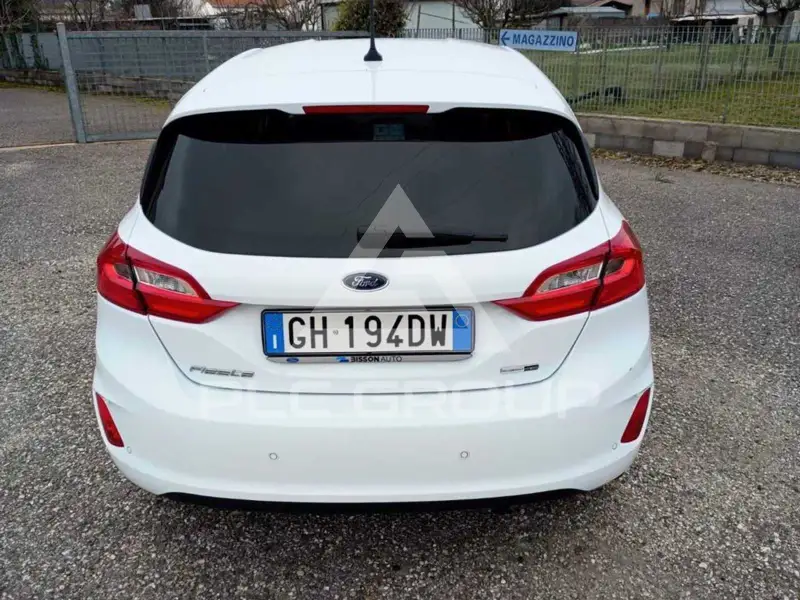 2021 Ford FIESTA
