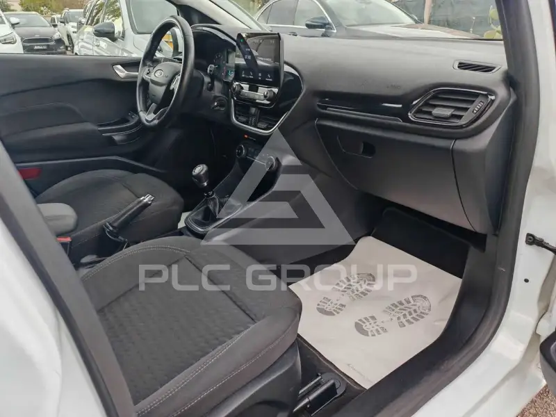2021 Ford FIESTA
