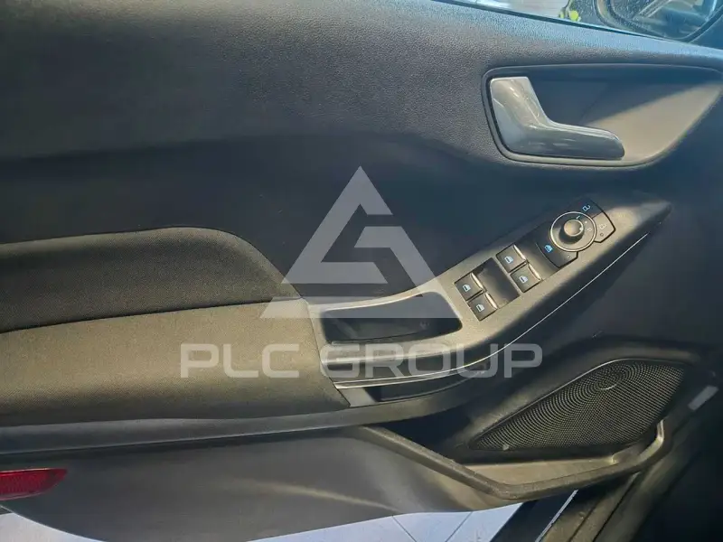 2021 Ford FIESTA