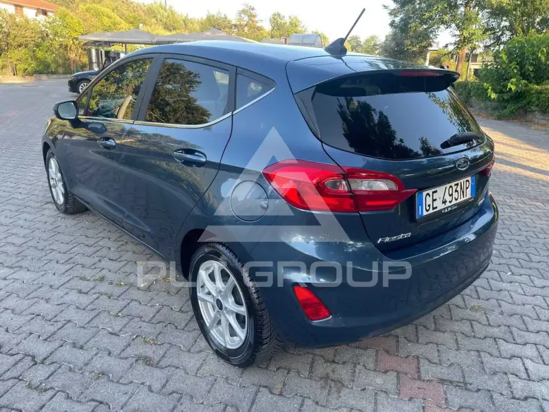 2021 Ford FIESTA
