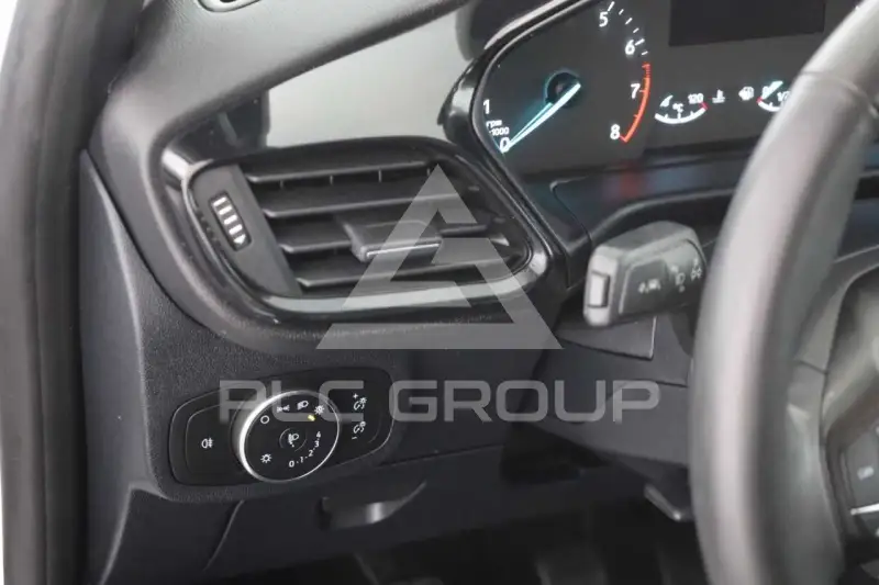 2021 Ford FIESTA