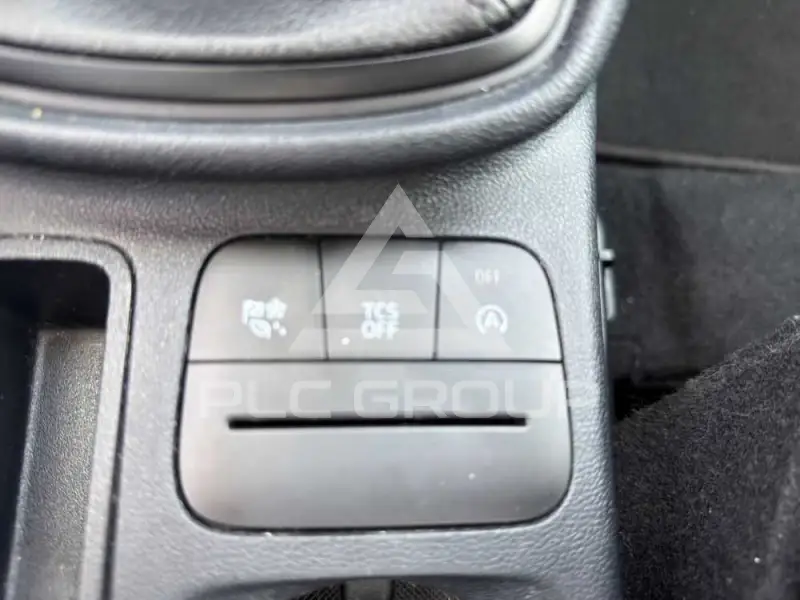 2021 Ford FIESTA