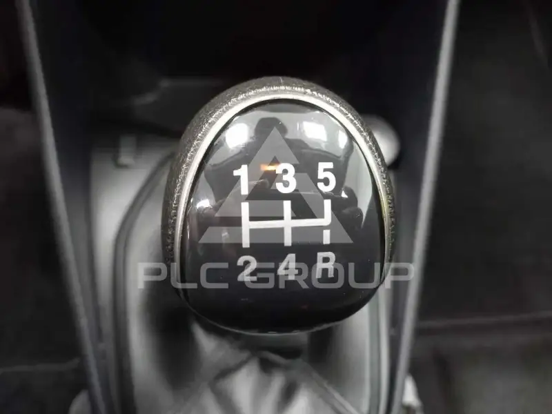 2021 Ford FIESTA