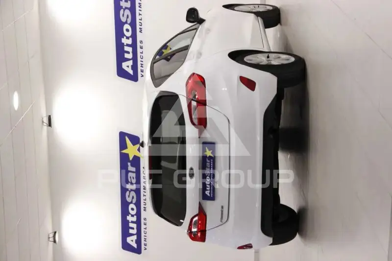 2021 Ford FIESTA