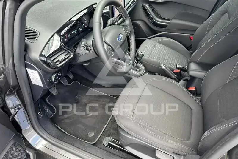 2021 Ford FIESTA