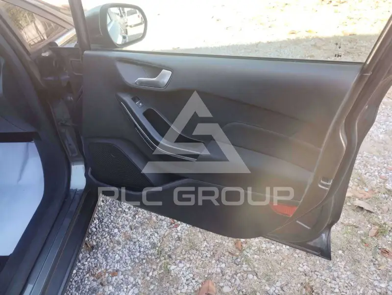 2021 Ford FIESTA