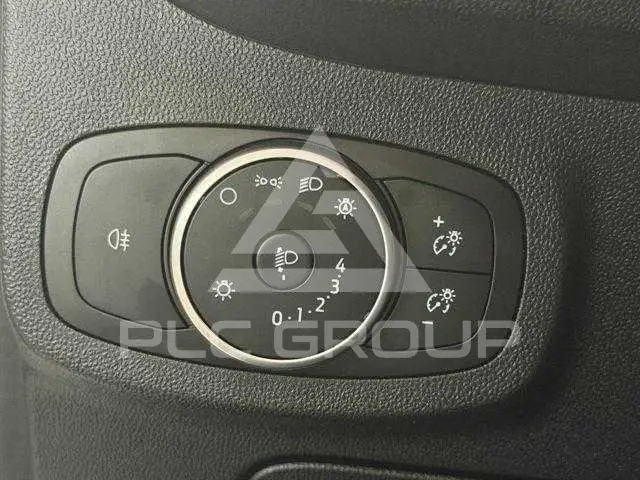 2021 Ford FIESTA