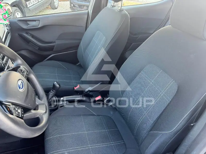 2021 Ford FIESTA