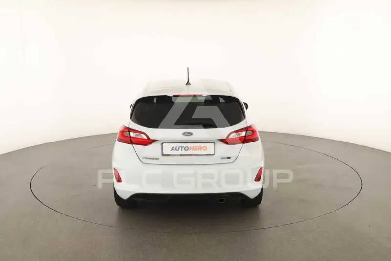 2021 Ford FIESTA