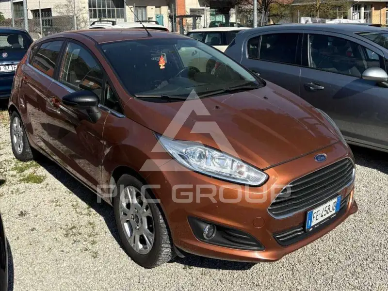 2021 Ford FIESTA