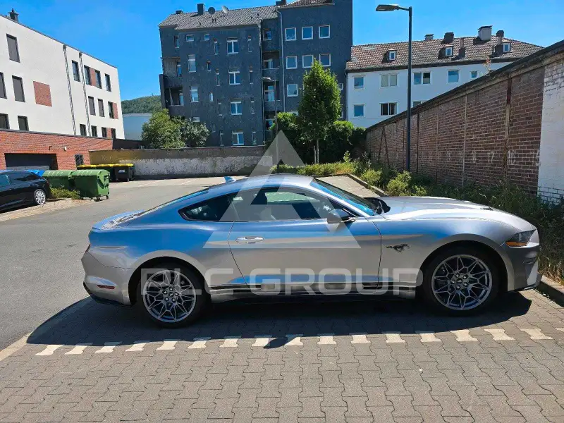 2021 Ford MUSTANG