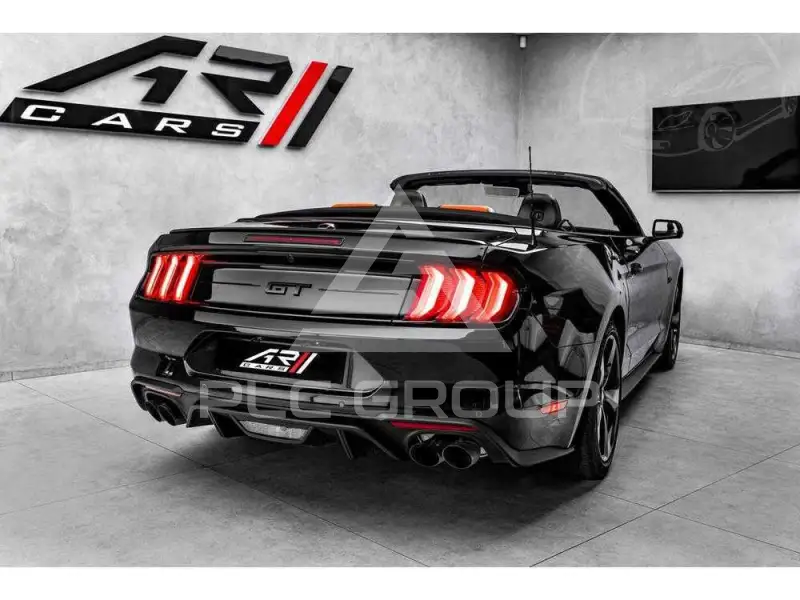 2021 Ford MUSTANG