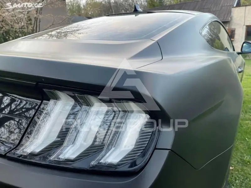 2021 Ford MUSTANG