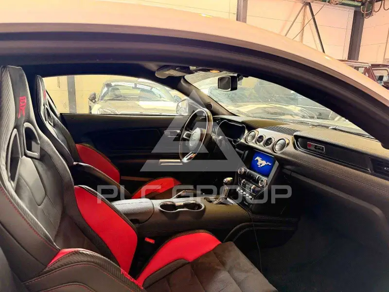 2021 Ford MUSTANG