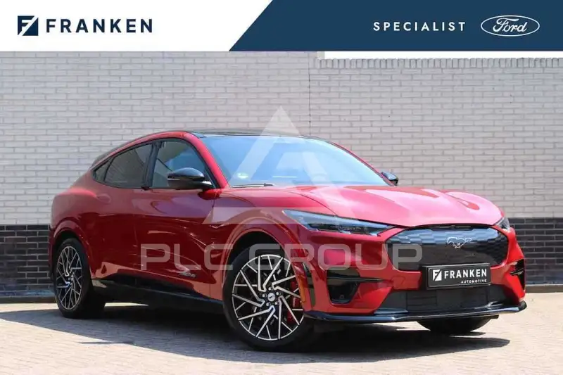 2021 Ford MUSTANG