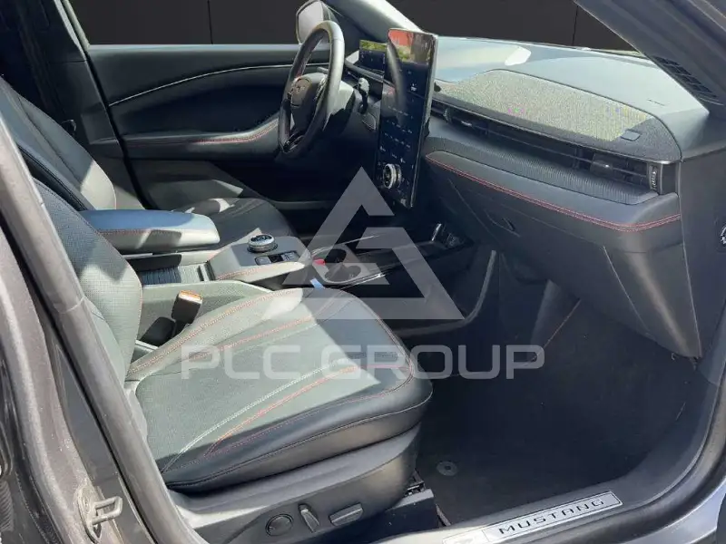 2021 Ford MUSTANG
