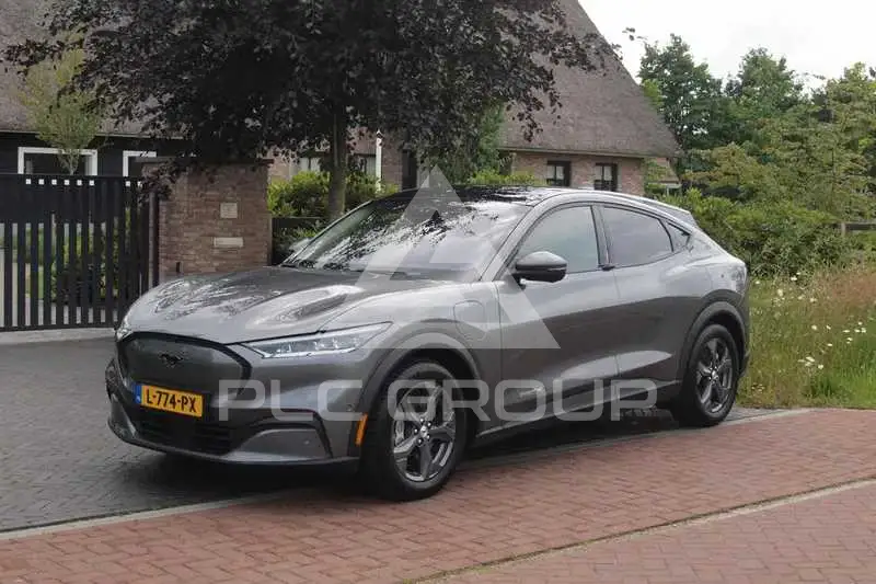 2021 Ford MUSTANG