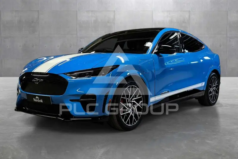 2021 Ford MUSTANG