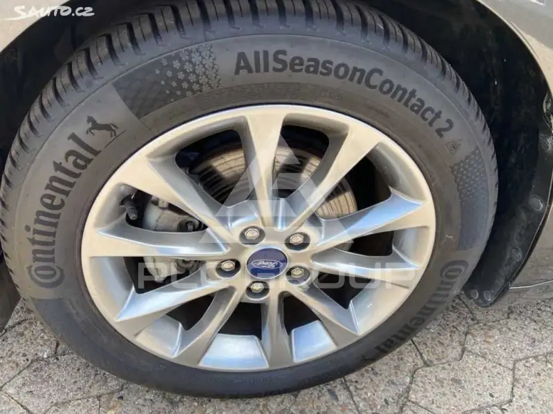 2021 Ford Mondeo