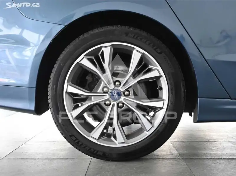 2021 Ford Mondeo