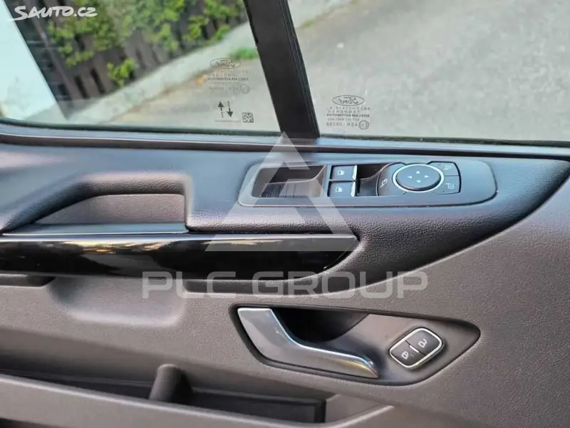 2021 Ford Tourneo