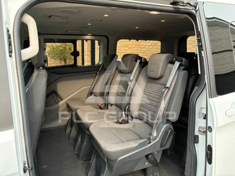 2021 Ford Tourneo