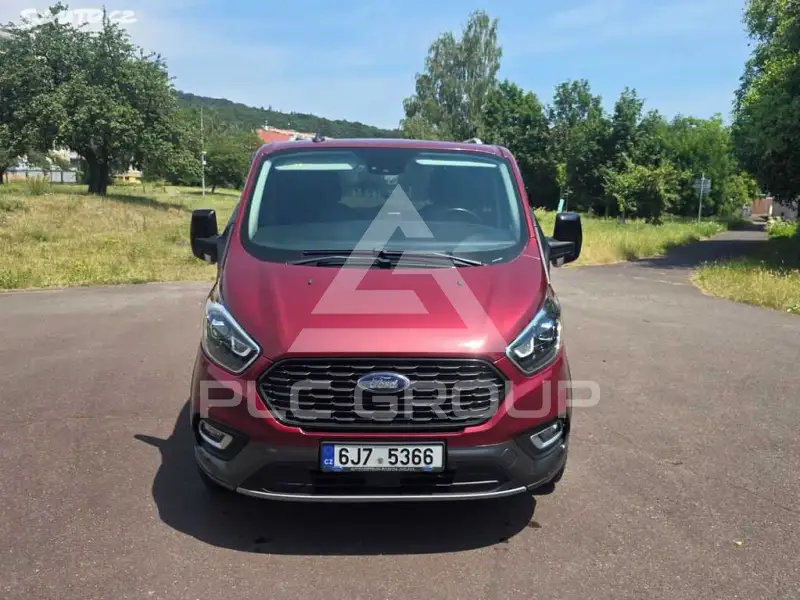 2021 Ford Tourneo