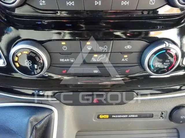2021 Ford Tourneo