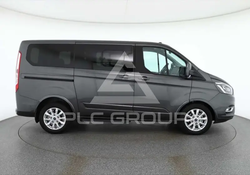 2021 Ford Tourneo