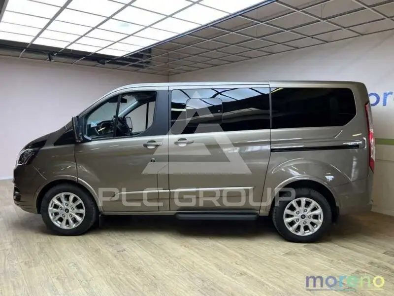 2021 Ford Tourneo