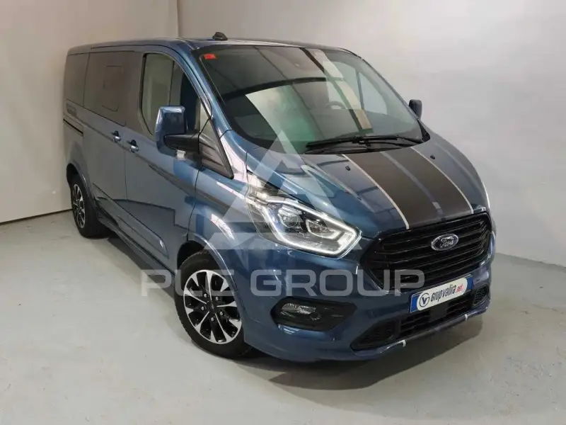 2021 Ford Tourneo