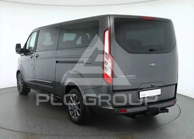 2021 Ford Tourneo