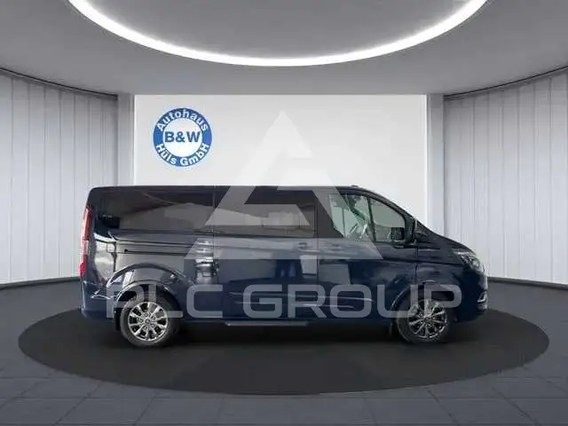 2021 Ford Tourneo