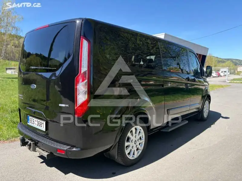 2021 Ford Tourneo